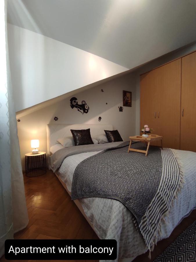 Apartments Fancy Old Town Сплит Экстерьер фото