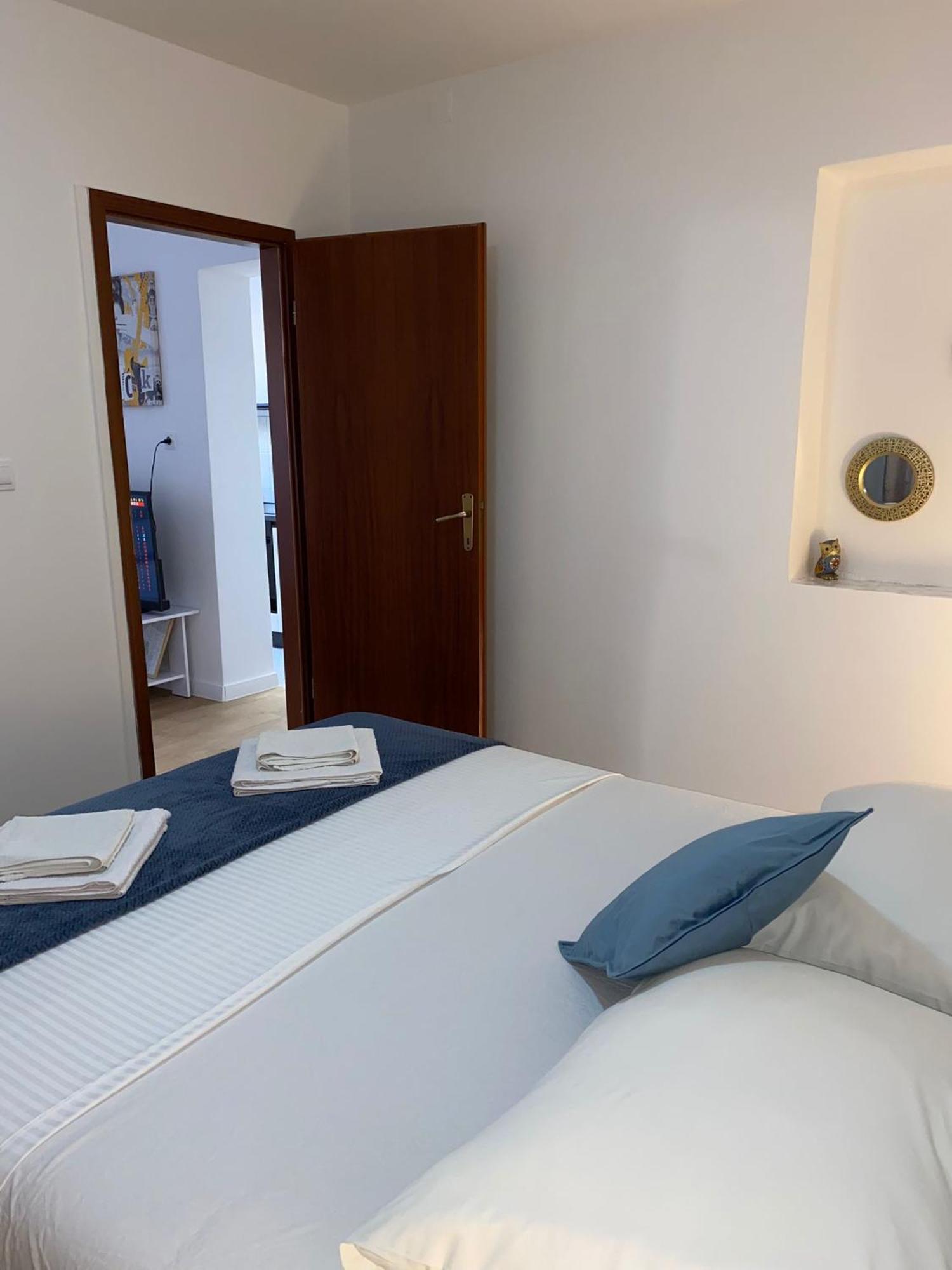 Apartments Fancy Old Town Сплит Экстерьер фото