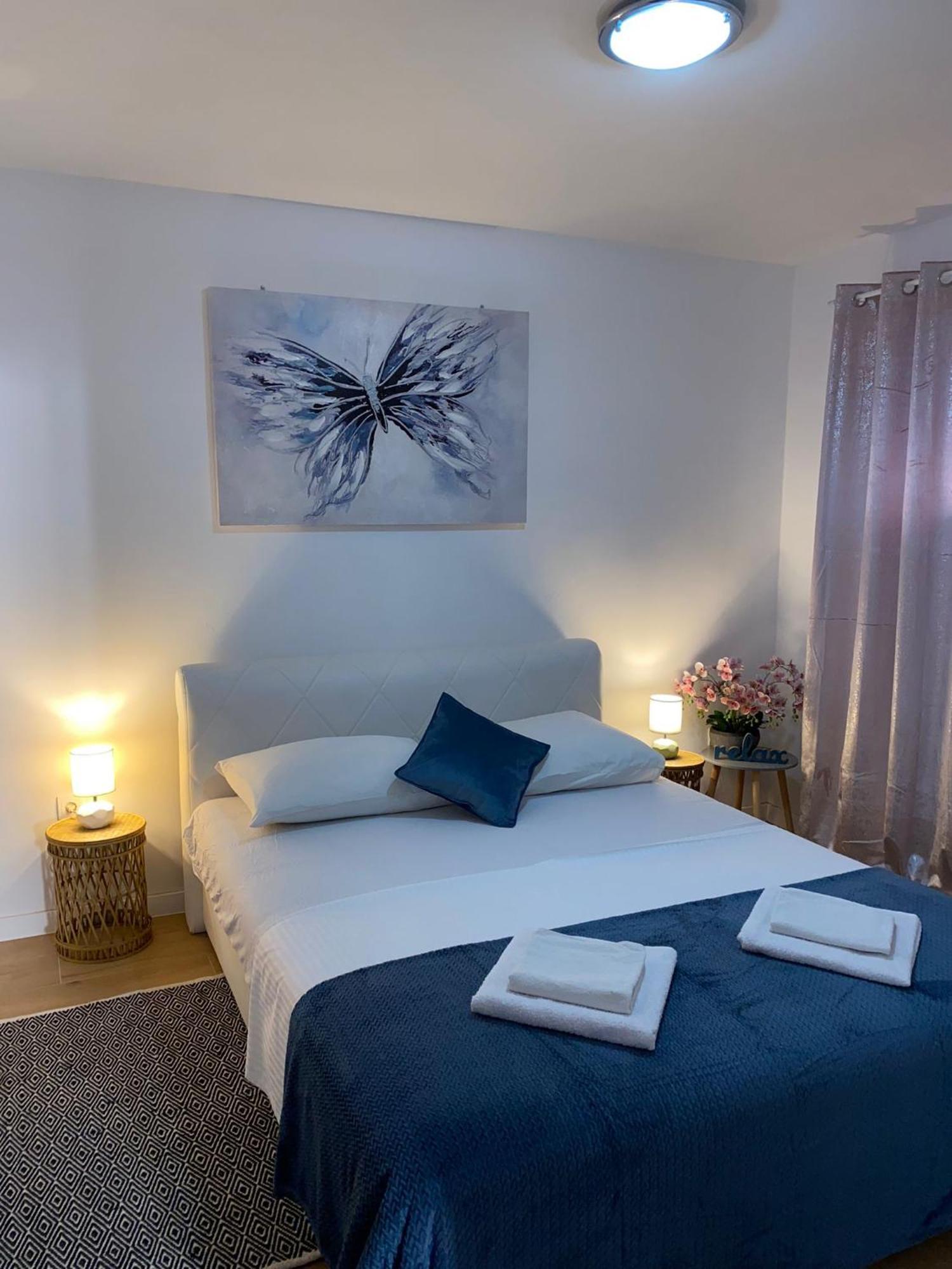 Apartments Fancy Old Town Сплит Экстерьер фото