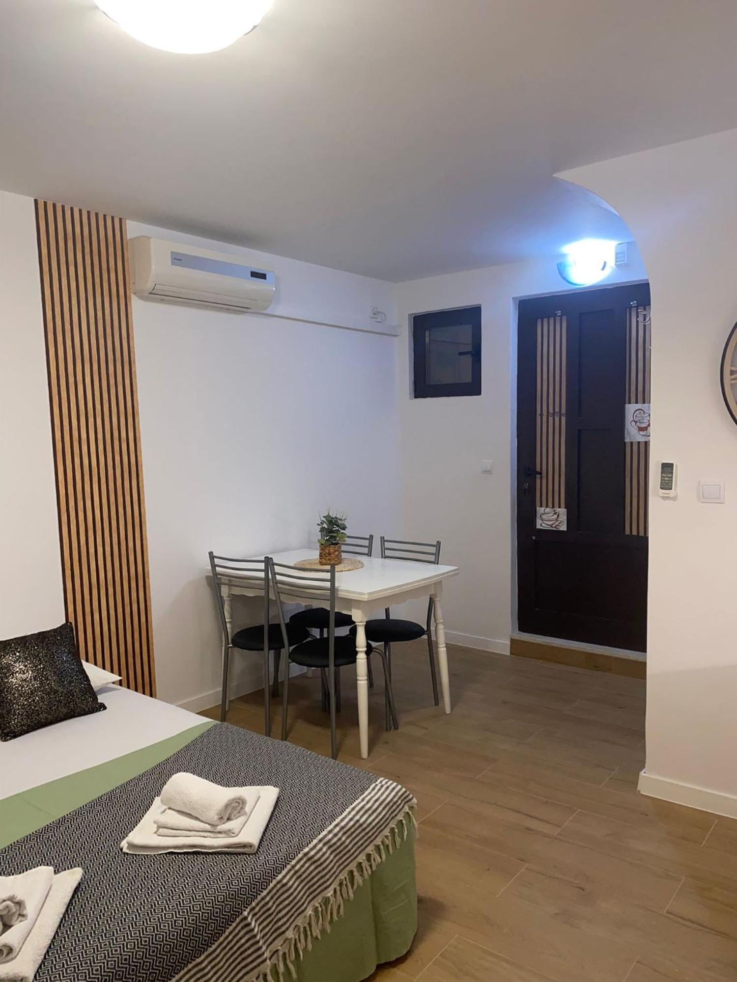 Apartments Fancy Old Town Сплит Экстерьер фото