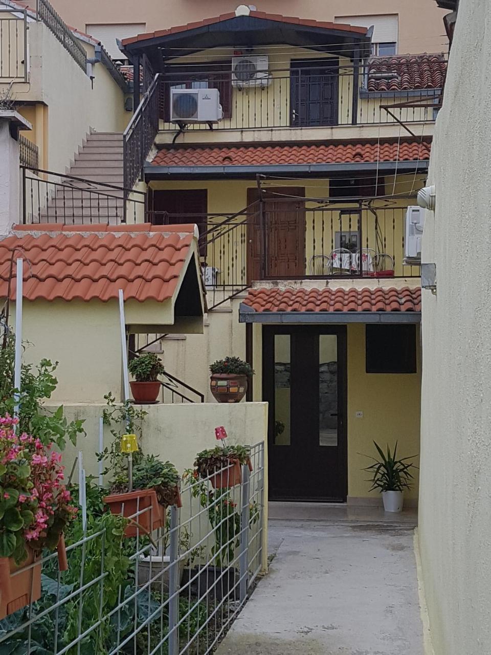 Apartments Fancy Old Town Сплит Экстерьер фото